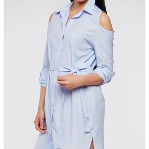 Striped cold dresses